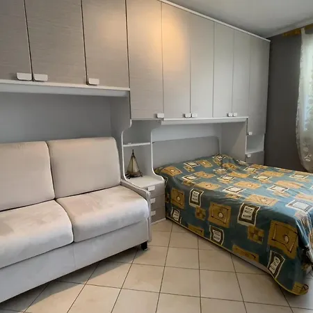 250 Metri Dal Mare E Box Relax E Tranquillita Apartment Pietra Ligure